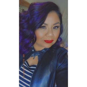 Meet your Posher, Denise